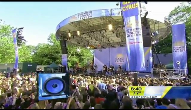 bscap0652 - Good Morning America Robot