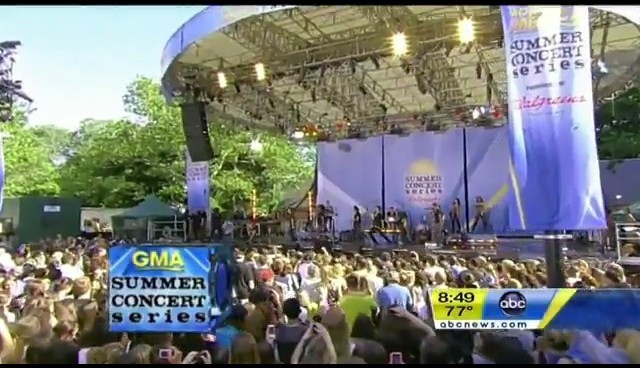 bscap0654 - Good Morning America Robot