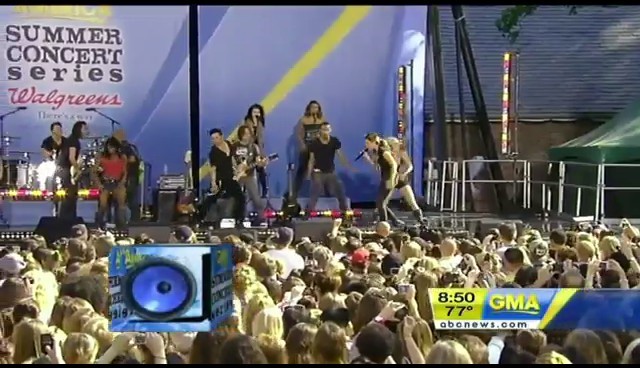 bscap0710 - Good Morning America Robot