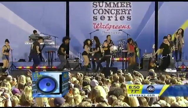 bscap0720 - Good Morning America Robot