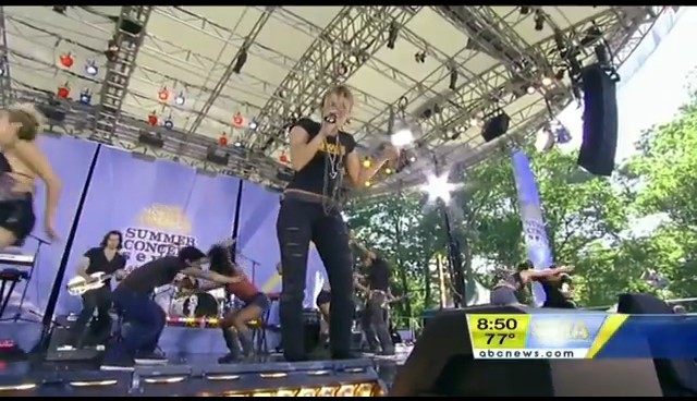 bscap0750 - Good Morning America Robot