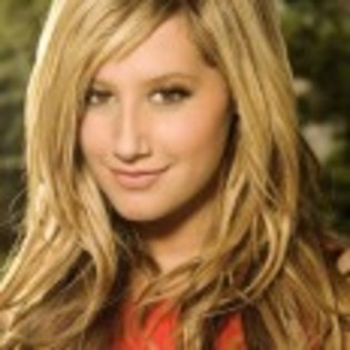 Ashley_Tisdale_1220874474