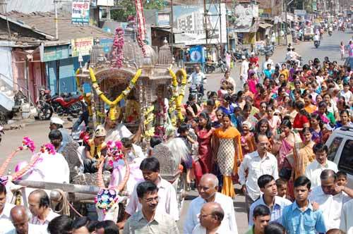 Mahavir jayanti-Gujarat - Principalele sarbatori si festivaluri indiene