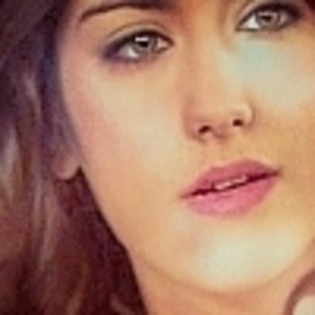 icons-hazal-kaya-11802541-100-100