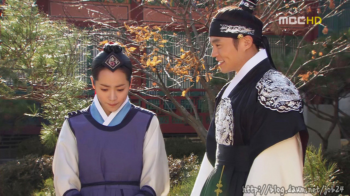 Da..Eu te iubesk si fiul meu..te iubeste mult.... Da..Eu te iubesk si fiul meu..te iubeste mult....