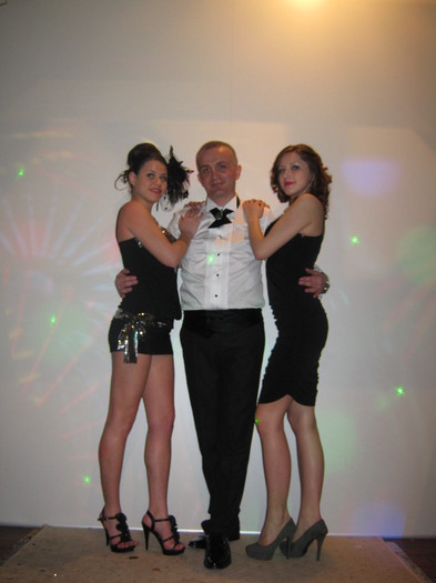 OANA ANDREEA VASILE , PRINTUL ANDREI RATIU SI ROXANA CRAI - MISS TRIPOLI TOP MODEL ROMANIA 2011 -by Printul Andrei Ratiu