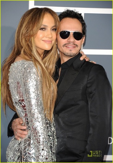 jennifer-lopez-2011-grammys-09 - Jennifer Lopez