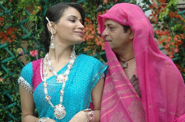 35388137975669552995121 - Priya Ahuja