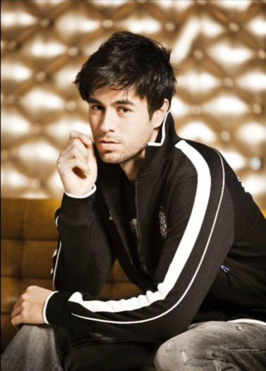 34837_1505188633293_1341575729_31173863_464733_n - Enrique Iglesias