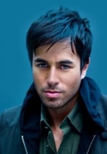 enrique-iglesias-hair-style-210x300 - Enrique Iglesias