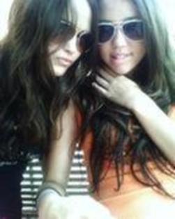 31179718_MKYBULXUR - selena gomez