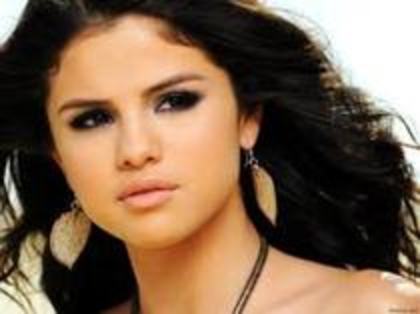 33792614_LAKIFEDLV - selena gomez
