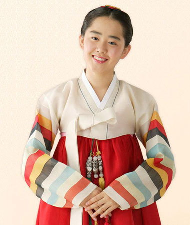 moon-geun-young-hanbok - Costume traditionale coreene