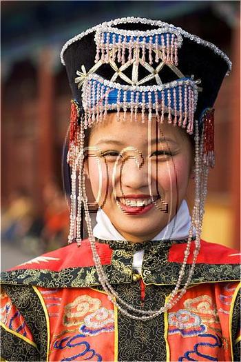 1897839 - Costume traditionale chinezesti