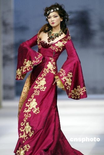 opera02life1122 - Costume traditionale chinezesti