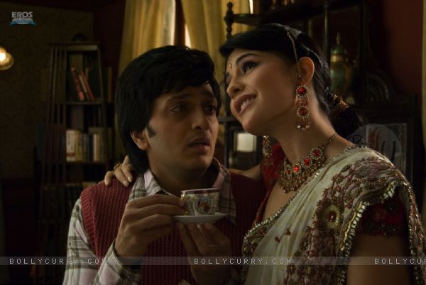 39293-ritesh-deshmukh-starring-jacqueline-fernandez