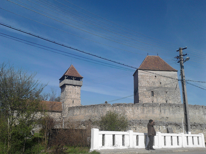 P200411_16.40; cetatea calnic
