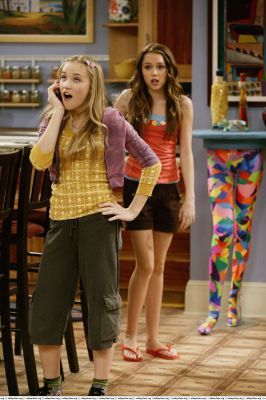 normal_0020 - Hannah Montana Season 1 - Episode 5 - Its My Party And Ill Lie If I Want To