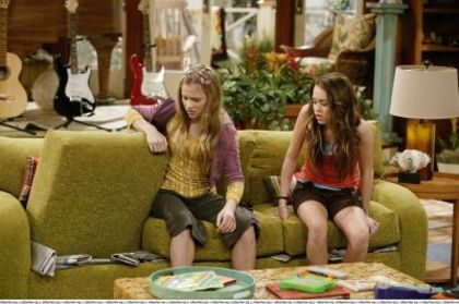 normal_022~3 - Hannah Montana Season 1 - Episode 5 - Its My Party And Ill Lie If I Want To