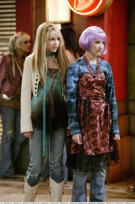 normal_0023 - Hannah Montana Season 1 - Episode 5 - Its My Party And Ill Lie If I Want To