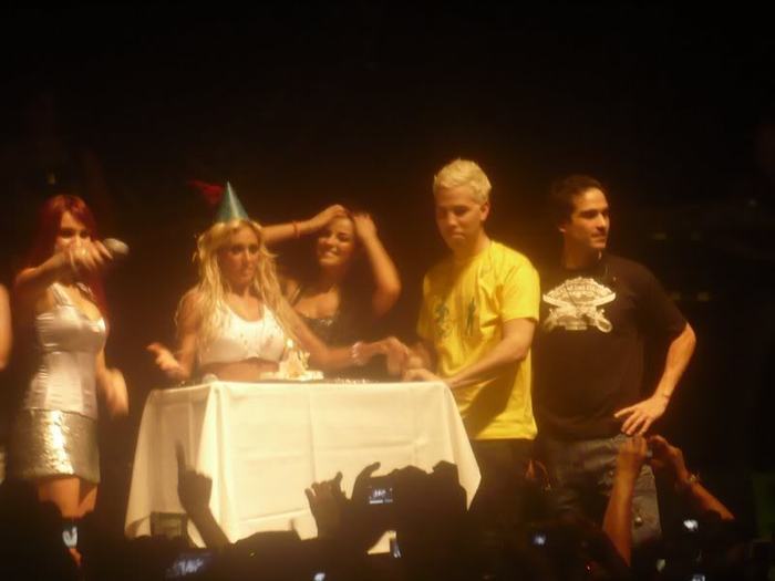 cumpledaannie