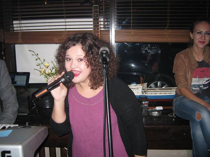 gbcf - Alina Dinca de la romanii au talent