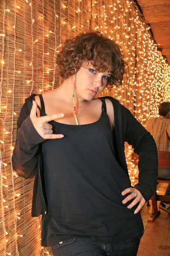 juh - Alina Dinca de la romanii au talent