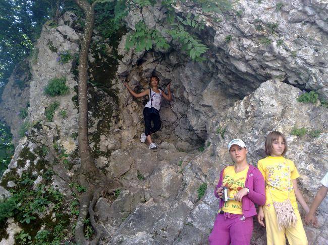 TTFAPAUEPPZVOPXDFTE - Monica Merisan