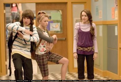 normal_2x04GetDownAndStudy14 - Hannah Montana Season 2 - Episode 4 - Get Down Study-udy-udy