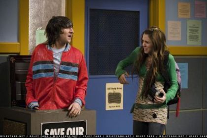 normal_2x07MyBestFriendsBoyfriend16 - Hannah Montana Season 2 - Episode 7 - My Best Friends Boyfriend