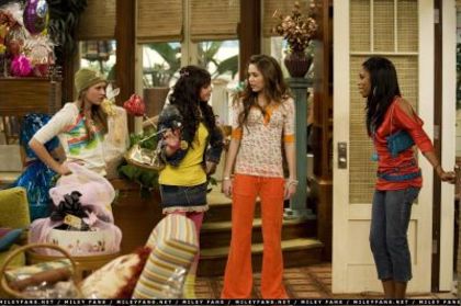 normal_2x09AcheyJakeyHeartPart119 - Hannah Montana Season 2 - Episode 9 - Achy Jakey Heart Part 1