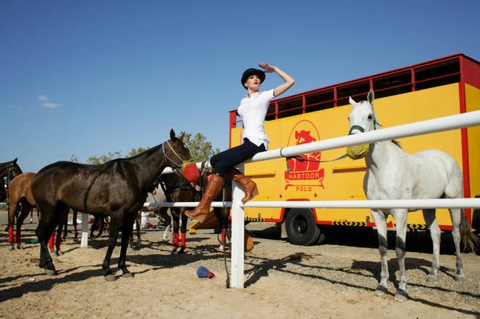 Madalina - Shooting polo