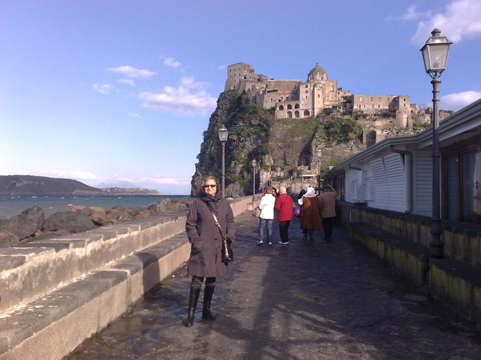 IN VIZITA LA CASTELUL ARGONEZE - INSULA DI ISCHIA