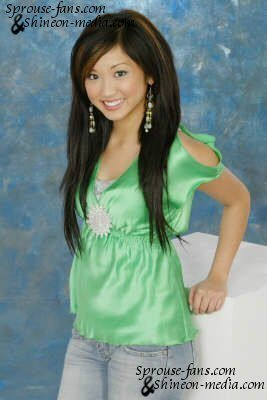 33273672_WTPOTKEIN - Brenda Song photoshoort5