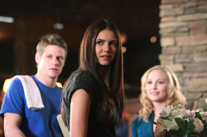 New-promo-photos-for-1-15-A-Few-Good-Men-elena-gilbert-20559746-2048-1365