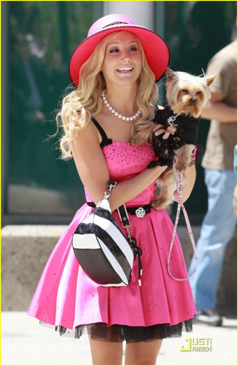 Ashley-Tisdale-3 voturi