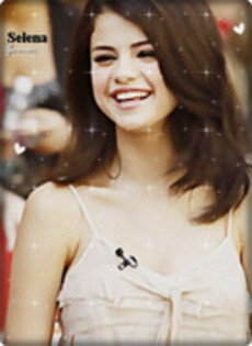 34643546_BATCJQLPB - Selena Gomez