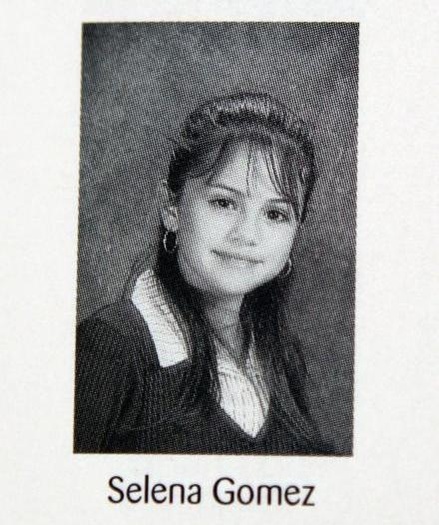 ER (4) - selena gomez