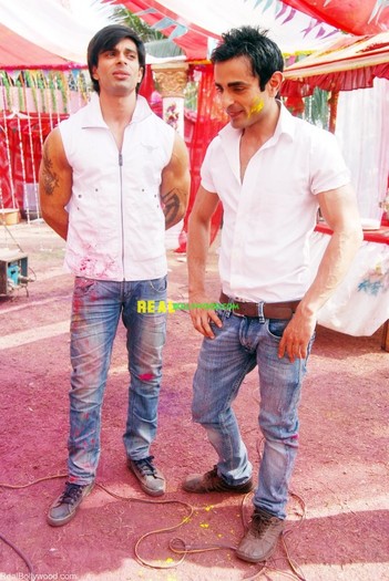 normal_Karan_Singh_Grover_and_Mayank_Anand - Karan Singh