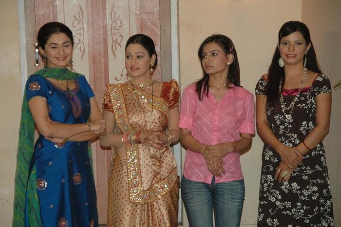 25341690ppzzeeyuo - Priya Ahuja