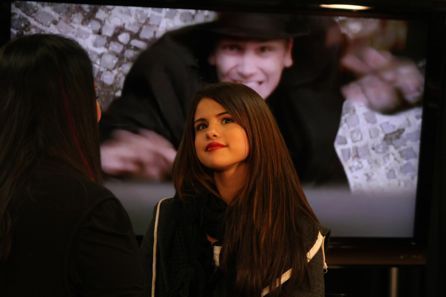 011 - selena