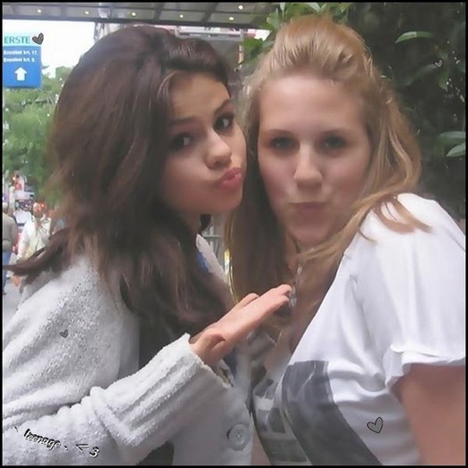 30764244_XPAMNZICM - selena