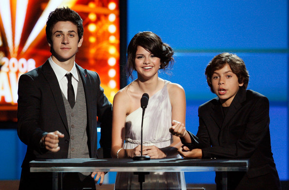 Selena+Gomez+2008+ALMA+Awards+Show+5i1DjoJD01Yl - selena