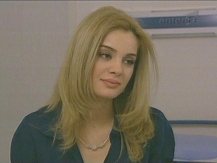 11689973_UVOBJWKEB - Anemona Niculescu