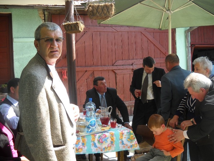 N-ai ce face?Vezi d-le de treaba - EU cu MINE