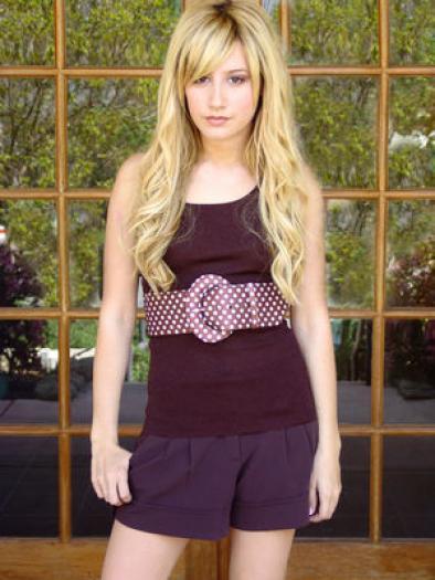  - club ashley tisdale super