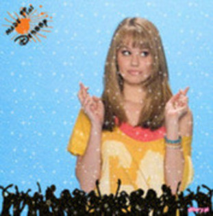 36003095_YPRAQKCGP - debby ryan