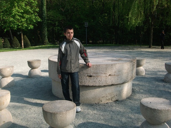 Andrei si MASA TACERII