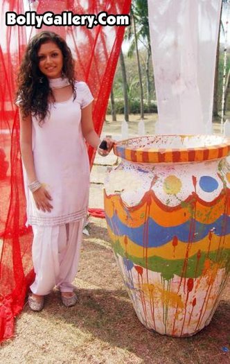 muskan64 - Drashti Dhami-Dr Muskaan Chadda