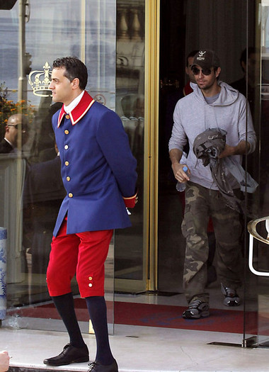 Enrique+Iglesias+Enrique+Iglesias+McDonalds+ln1ekJCMtsgl